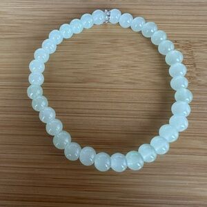 Handmade Pale Green Glass Stretch Bead Bracelet with Silvertone  Accent  …